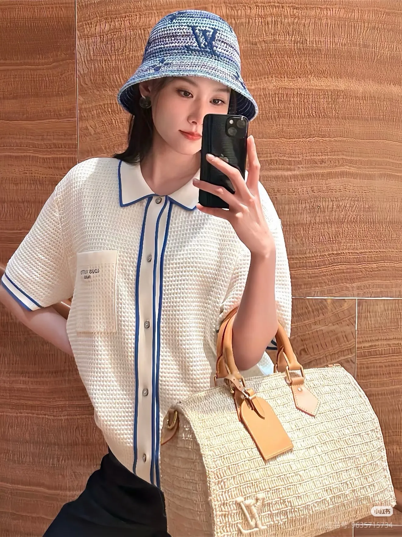 Louis Vuitton/